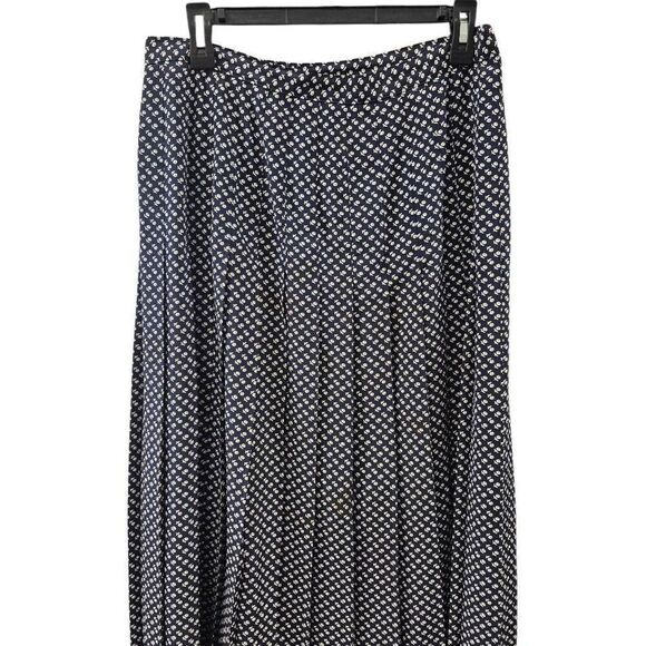 Navy & White Mini Floral Polyester Pleated Skirt with Matching Scarf or Sash - Picture 1 of 8